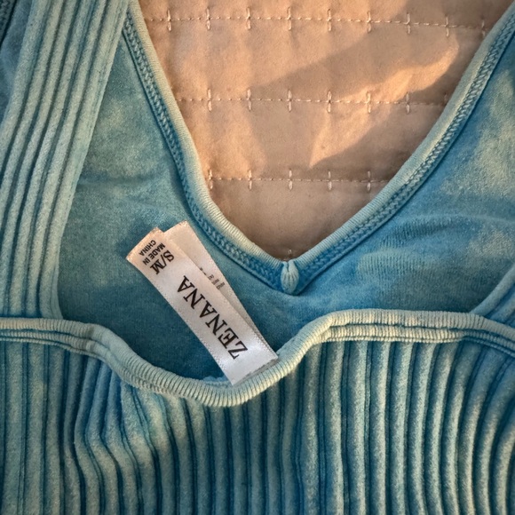 Zenana Outfitters Teal Ribbed Crop Top - Picture 3 of 4